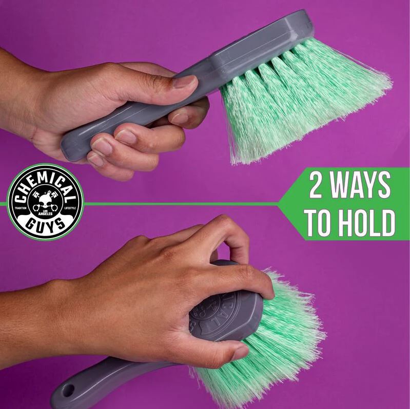 WHEELIE WHEEL AND TIRE BRUSH